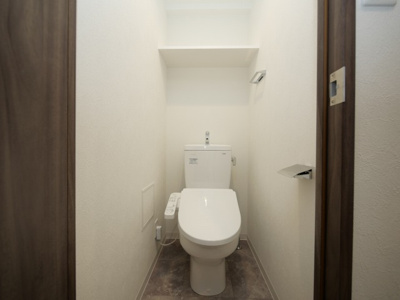 【トイレ】 | プレサンスOSAKA姫里ヴィオン | シンプルで使いやすいトイレです