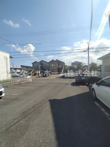 セジュール宮腰の駐車場