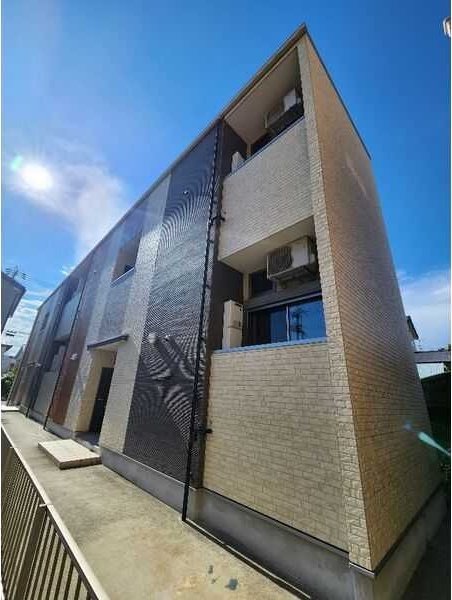 グリーンリーフ名城清水の外観