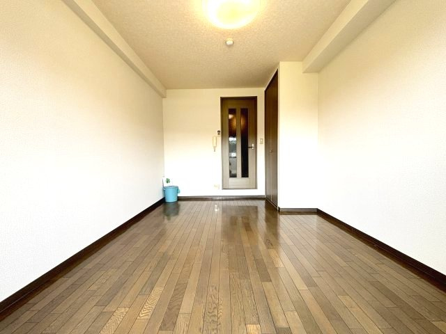 サニーコート太子の居間・リビング