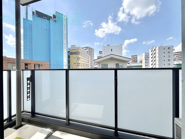 ミリオレビータ金山のバルコニー