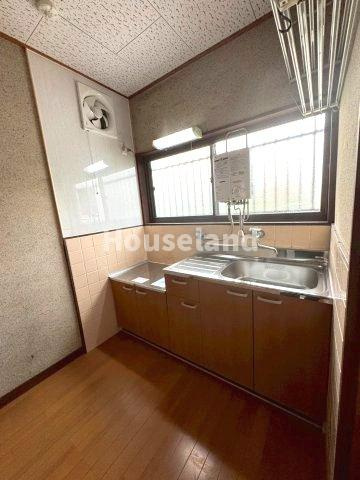 和歌山市中島戸建のキッチン