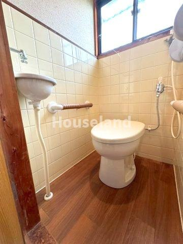 和歌山市中島戸建のトイレ