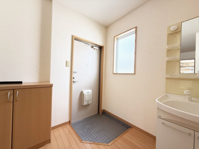 マンションつくし野の玄関