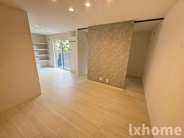 クラシスト千里丘上の居間・リビング|ゆったりとした居間です