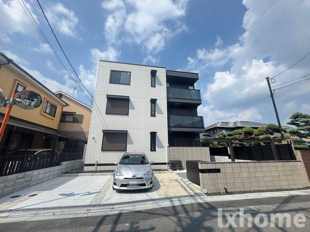 クラシスト千里丘上の外観|おしゃれな外観です