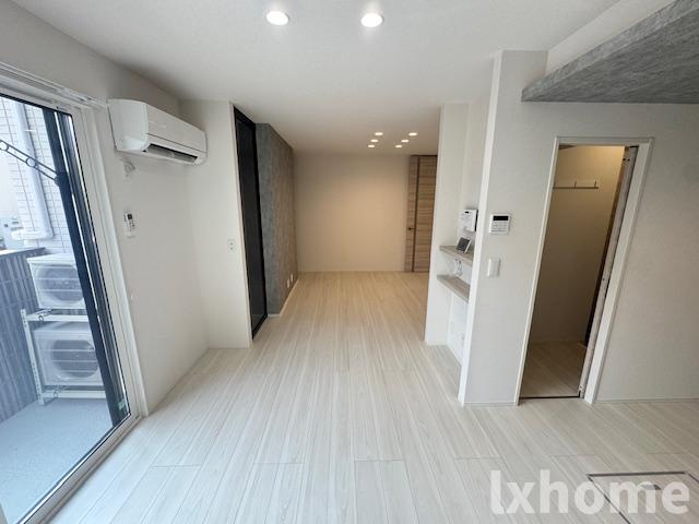 クラシスト千里丘上の居間・リビング|こちらの居間で趣味の時間をお楽しみください