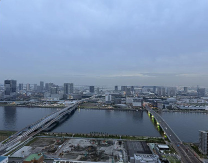 DEUX TOURS ドゥ・トゥール EASTの展望