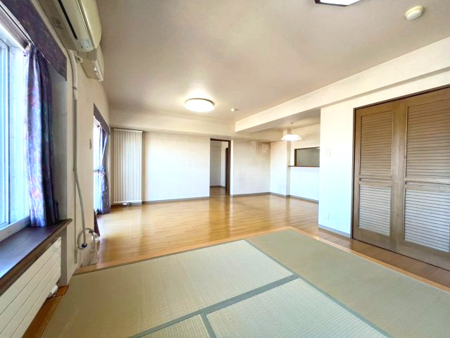 ノルテ・ヴィラ星置の和室|こだわりの畳スペースが設けられております♪