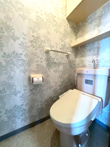 ノルテ・ヴィラ星置のトイレ|最上階（11階）のため眺望良好！