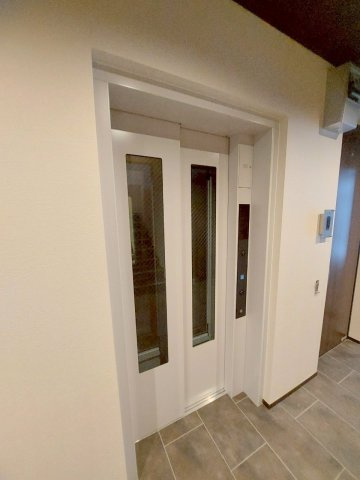 シャルマンおおたかの森のロビー