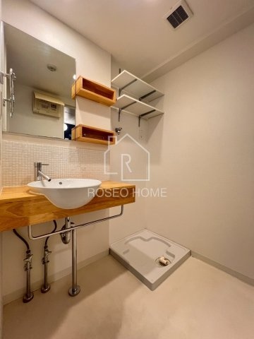 グランプラス谷町の洗面所