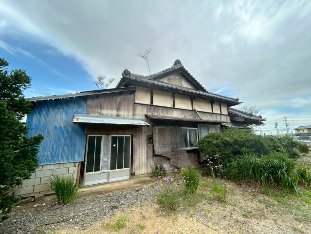 石岡市高浜　中古戸建の外観