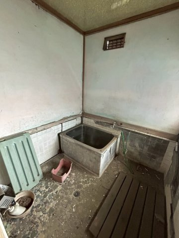 石岡市高浜　中古戸建の浴室