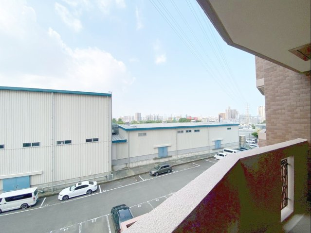 三愛シティライフ箱崎12の展望|4階からの眺望です！