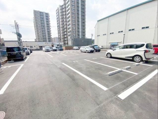 三愛シティライフ箱崎12の駐車場|駐車場の空き状況は、管理会社へ要確認（月額 4,000円～6,000円）