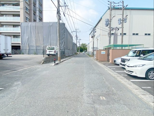 三愛シティライフ箱崎12のその他|前面道路です！