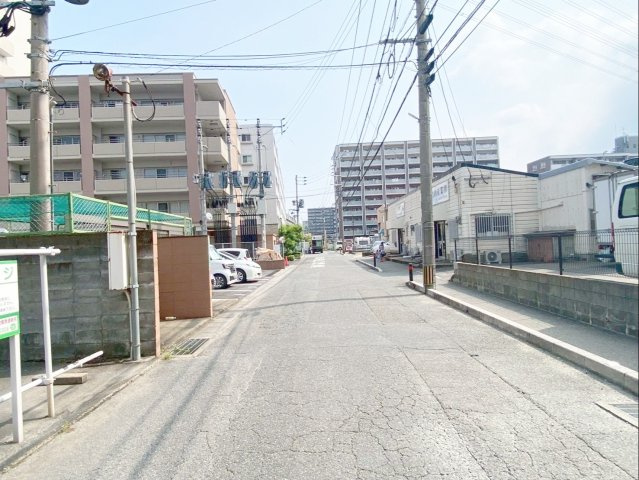 三愛シティライフ箱崎12のその他|前面道路です！