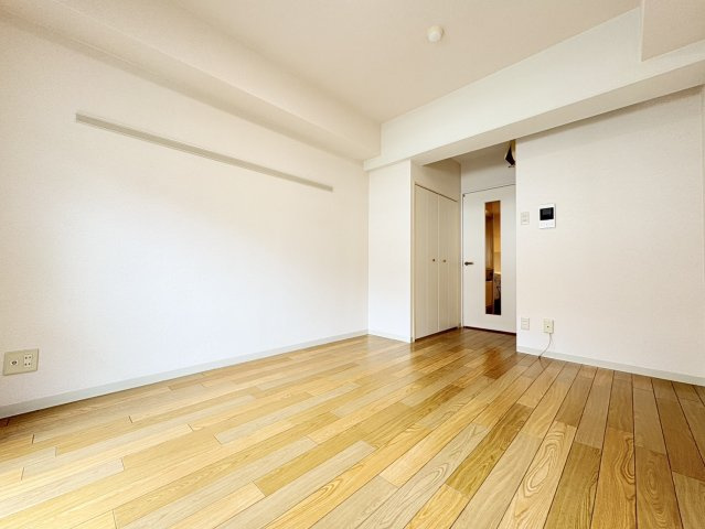 ファビュロウスサンコーの居間・リビング