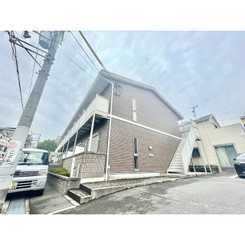 アンプルール　クラージュ　ウエストヒルズ