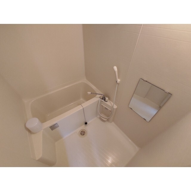 アンプルール　クラージュ　ウエストヒルズの浴室