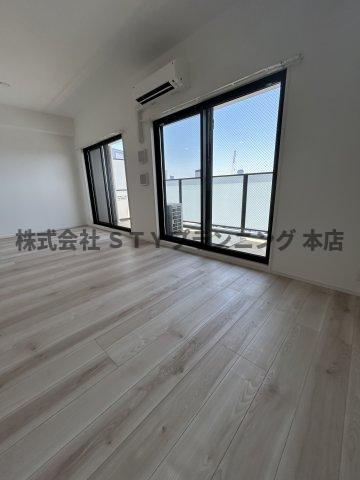 仲介手数料０円！S-RESIDENCE亀島駅前blazeの居間・リビング