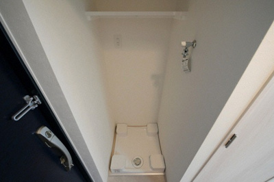 【設備】 | フォーリアライズ城東ネオス | 洗濯機置き場です