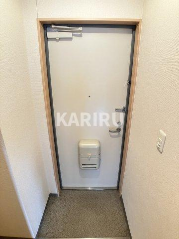 メゾン・ド・ハローの玄関