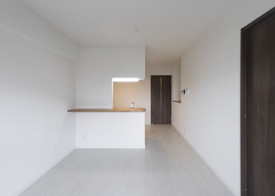 【居間・リビング】 | VELROG福岡東 | 別号室の写真になります。現況優先。