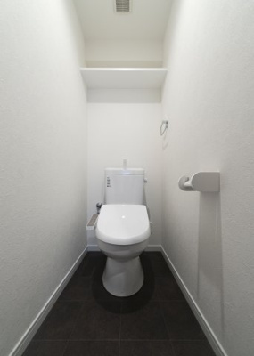 【トイレ】 | VELROG福岡東 | 別号室の写真になります。現況優先。