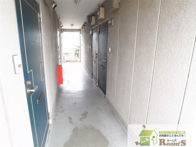 【セキュリティ】 | グランドマンション | 建物内はこんな感じ！　チャイムでピンポーン！