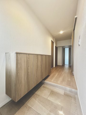 シーアイマンション第2甲陽園の玄関|きれいな玄関です