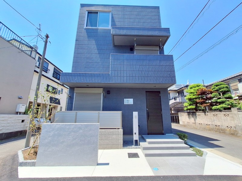 ウィステリアのエントランス|★エントランス★