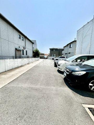 BLANCFORETの駐車場