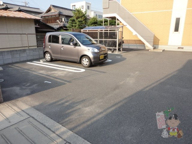 シルキーステージの駐車場