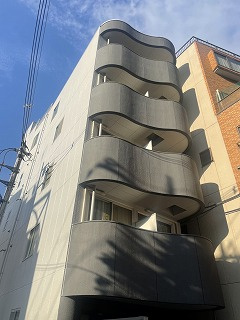 ドゥエルカネヒラの外観