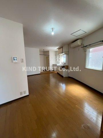 長柄西淀屋ビルの居間・リビング|おしゃれなリビングです