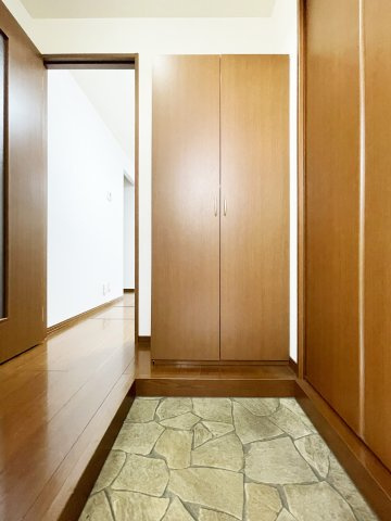 サニーガーデン　Ａ棟の玄関