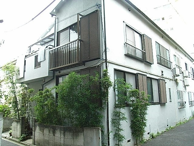 フラット林の外観