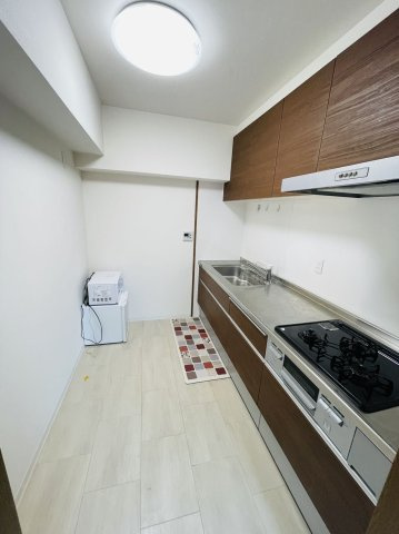 【キッチン】 | アートウィル赤坂 | 作業スペースが広く収納も充実しているキッチンなので楽しくお料理ができそうです