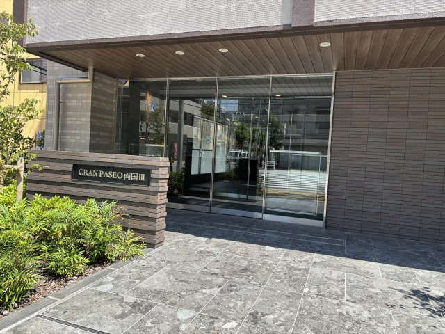 グランパセオ両国Ⅲのエントランス