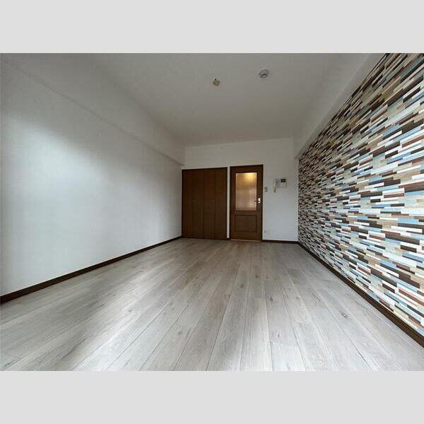 イーストパーク21の居間・リビング