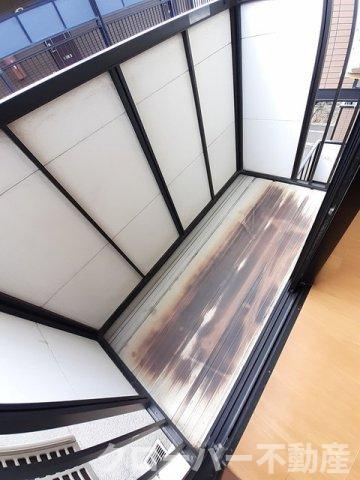 イグレック。楯　Ａのバルコニー