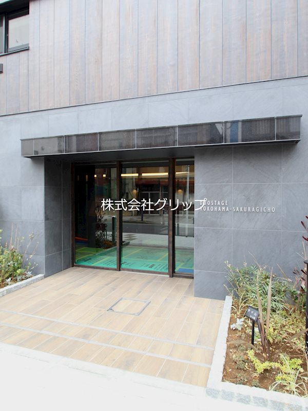 デュオステージ横濱桜木町のエントランス