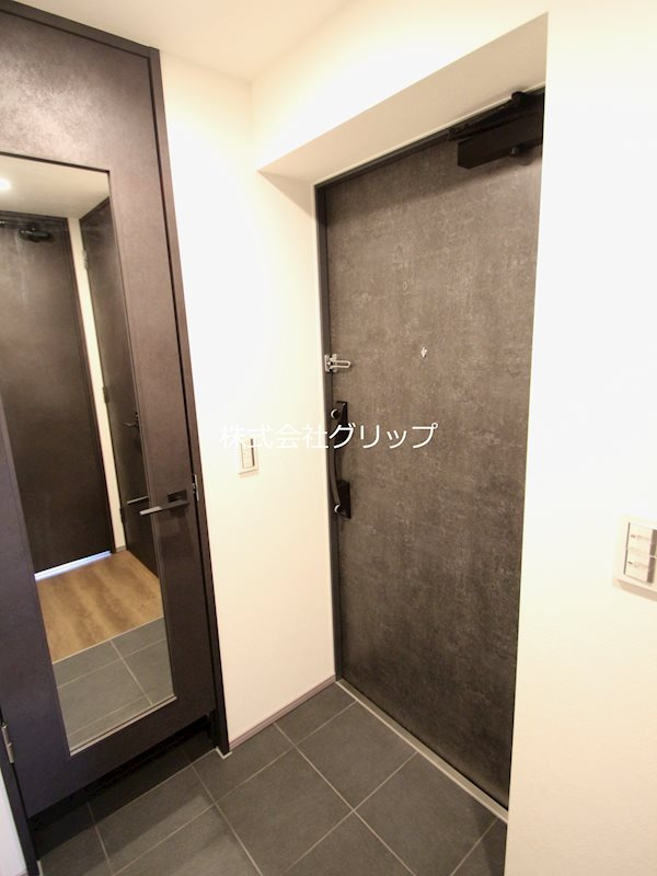 デュオステージ横濱桜木町の玄関