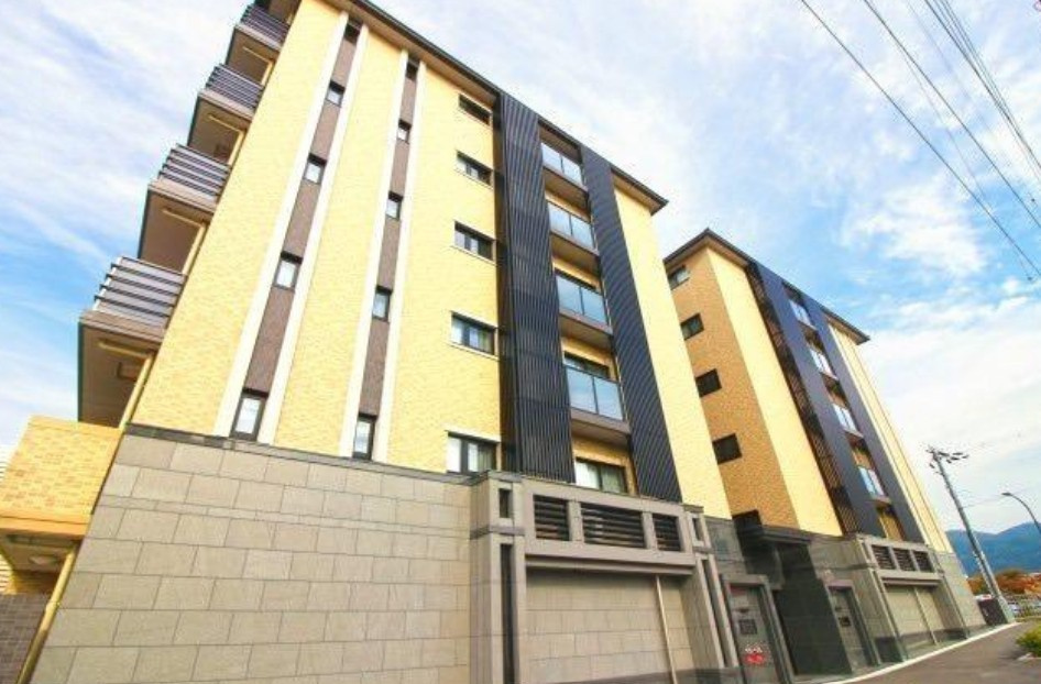 プレサンスレジェンド六地蔵