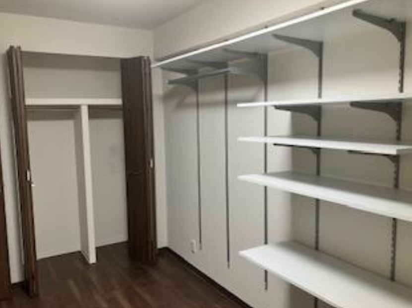 プレサンスレジェンド六地蔵の収納