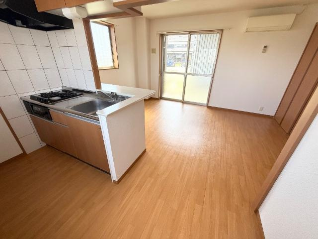 アクアマリンの居間・リビング|リビング