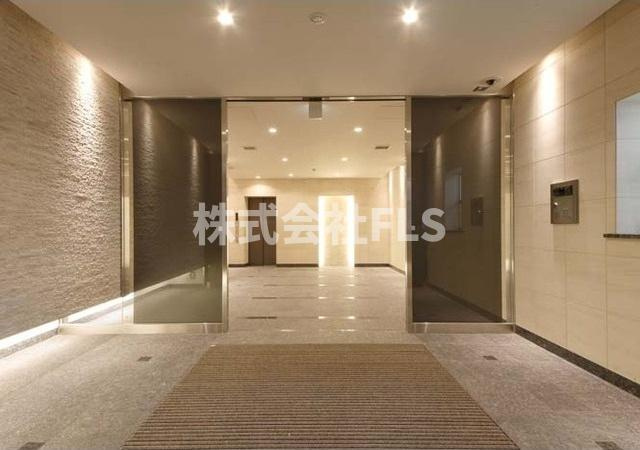 千代田区神田淡路町２丁目の賃貸マンションのロビー
