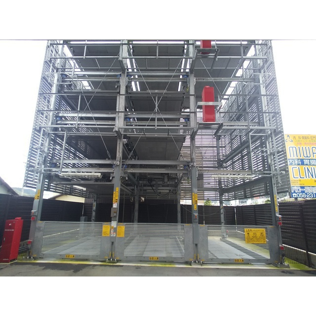 サンメゾン岐阜長良エルド301号室の駐車場